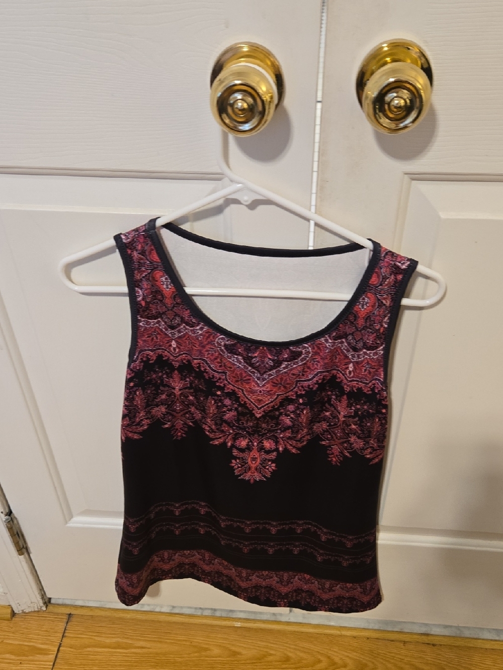Sleeveless Black Tank Top with Pink Paisley Print